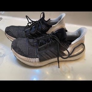 Women’s adidas boost size 6